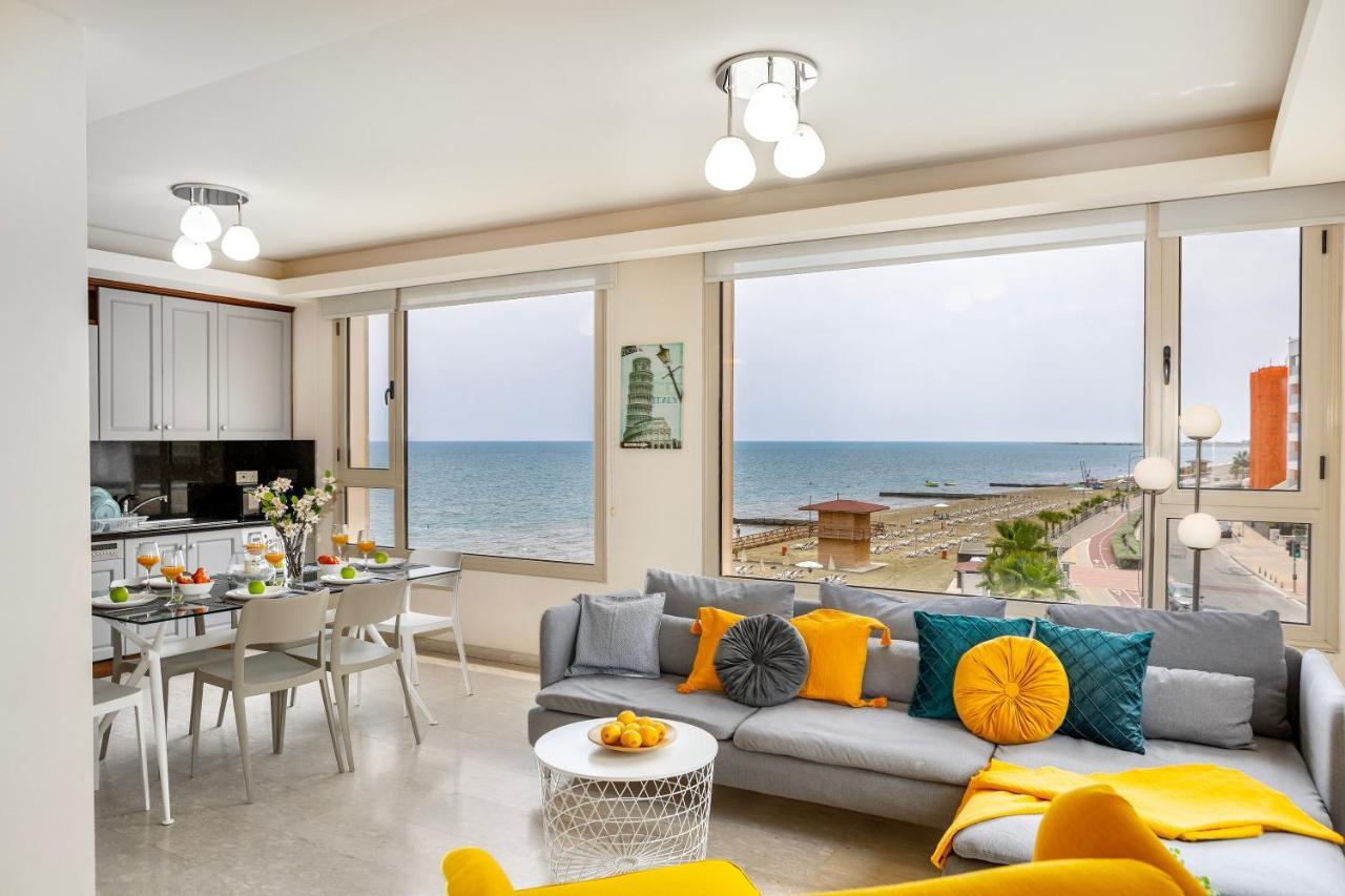 Mackenzie Beachfront Eftyhia Suite Lárnaka Eksteriør bilde