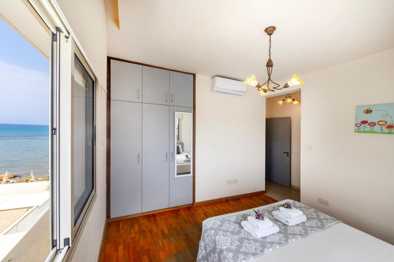 Mackenzie Beachfront Eftyhia Suite Lárnaka Eksteriør bilde